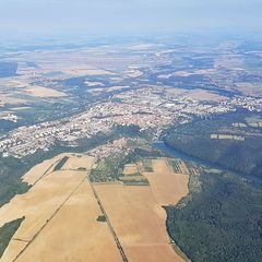 Verortung via Georeferenzierung der Kamera: Aufgenommen in der Nähe von Okres Znojmo, Tschechien in 1400 Meter